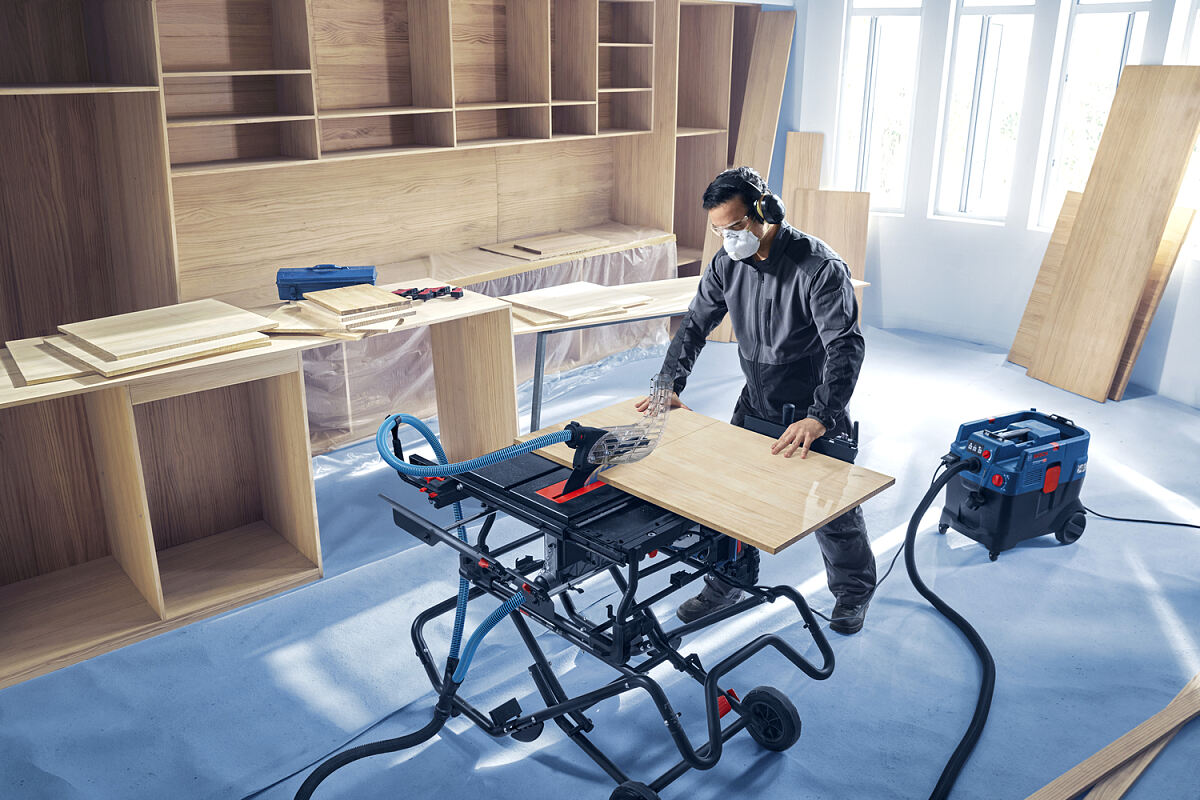 EXTS100-254X: mit Schiebeschlitten und bester Schnitthöhe in der Klasse