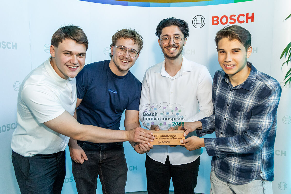 In der Sonderkategorie ACE-Challenge wurden ausgezeichnet: Ausgezeichnet wurden Maksymilian Jamroz, Osman Kilic, Hamzalija Mutapcic und Herbert Wirthner von der HTL TGM Wien für ihren „C-ITS Demonstrator“. 